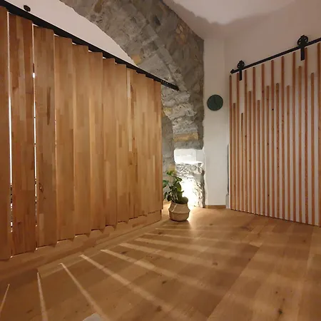 Апартаменты L'arco Living 5 *