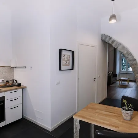 Апартаменти L'arco Living 5