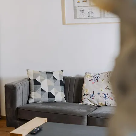 Apartamento L'arco Living 5